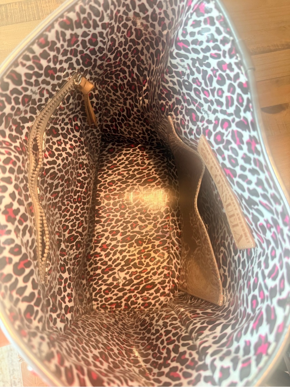 Consuela Classic Tote - glitter and leopard print - Picture 5 of 5